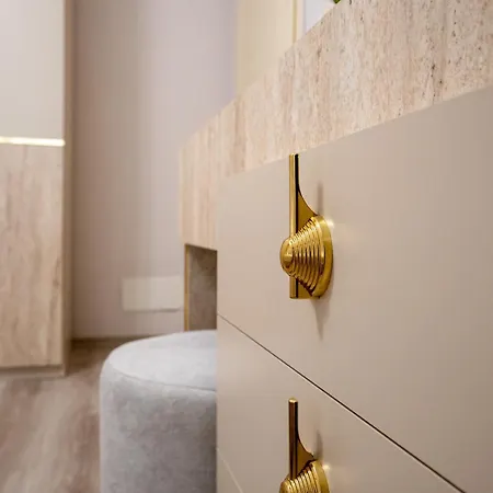 Apartament Huqi Luxury 3 *