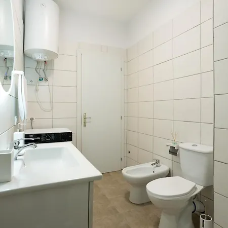 Апартаменты Huqi Luxury 3